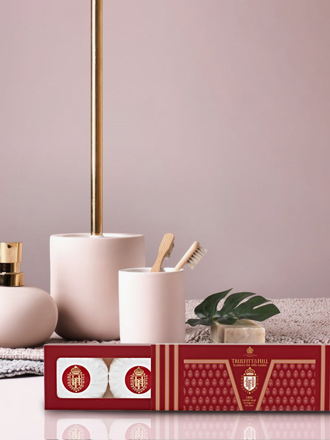 Truefitt & Hill 1805 Men's Luxury Bath & Body Soap 3x150gm - Truefitt & Hill India